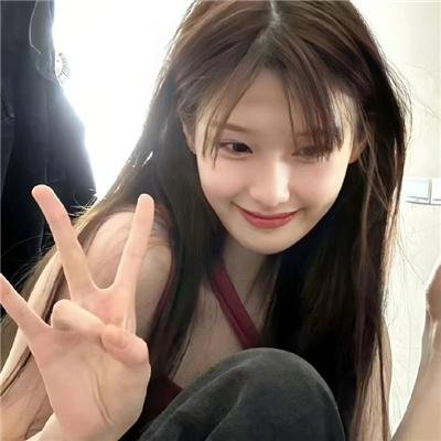 网红圈离婚传闻疯传，评论区彻底沦陷，一个月引热议